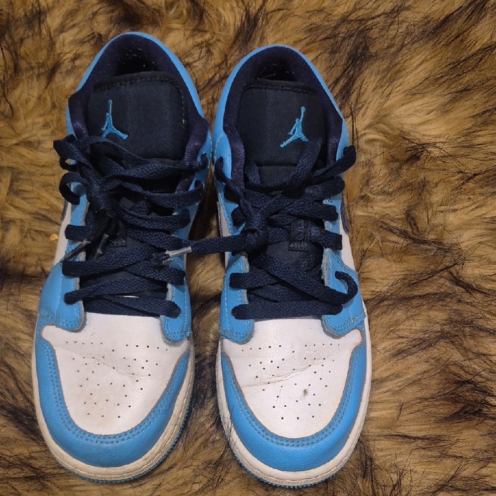 Jordan Kids Sneakers in Blue and White
